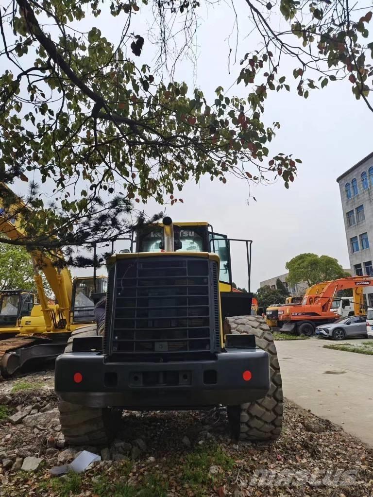 Komatsu WA 470-6 Фронтальні навантажувачі