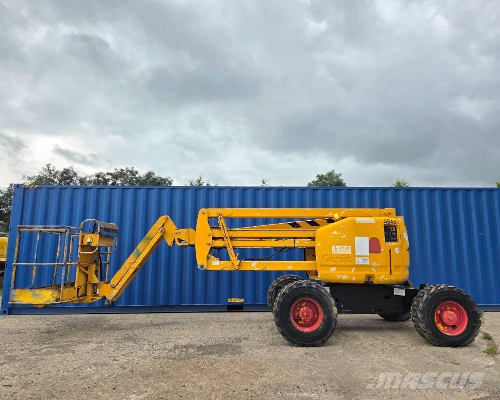 Genie Z 45/25 Колінчаті підйомники