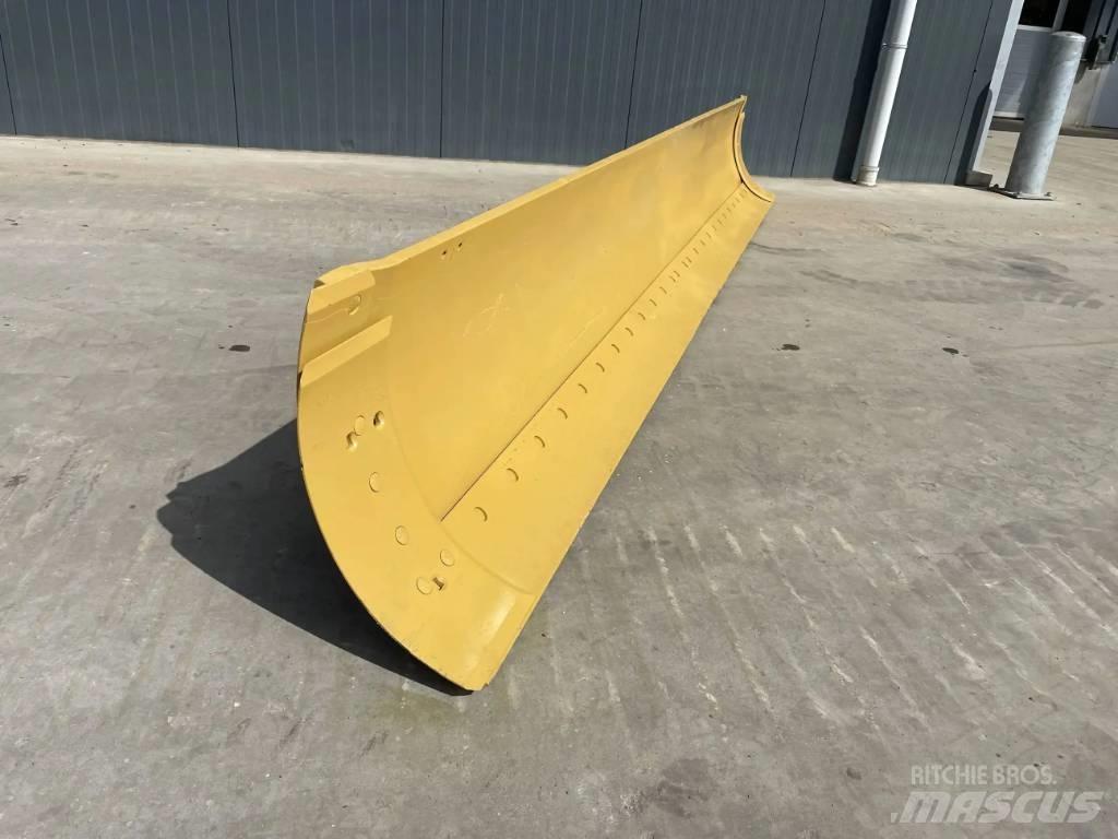 CAT 140H Moldboard Леміші