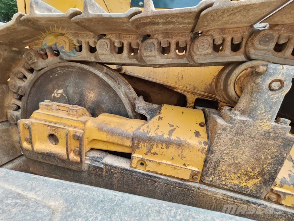 Shantui SD 22 Гусеничні бульдозери