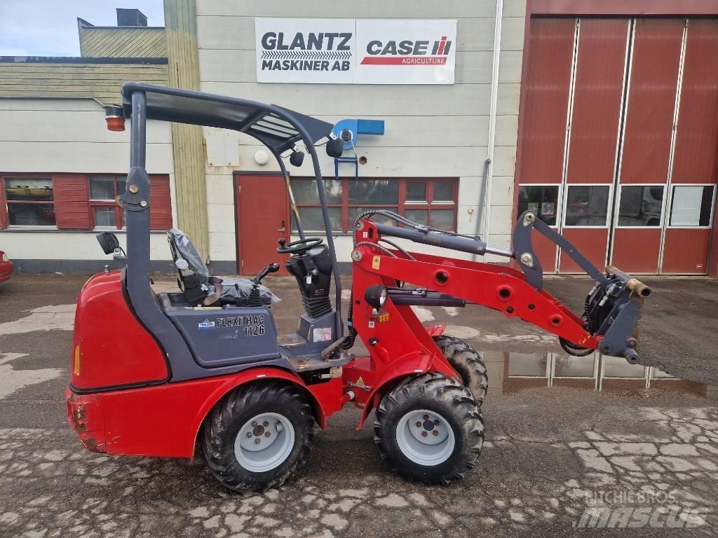 Flexitrac 1126 LRF Багатофункціональне обладнання для вантажних і землекопальних робіт