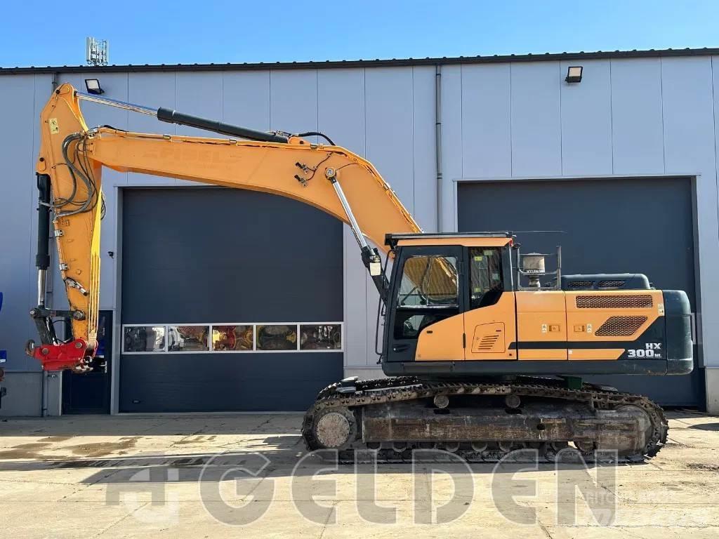 Hyundai HX300NL Гусеничні екскаватори