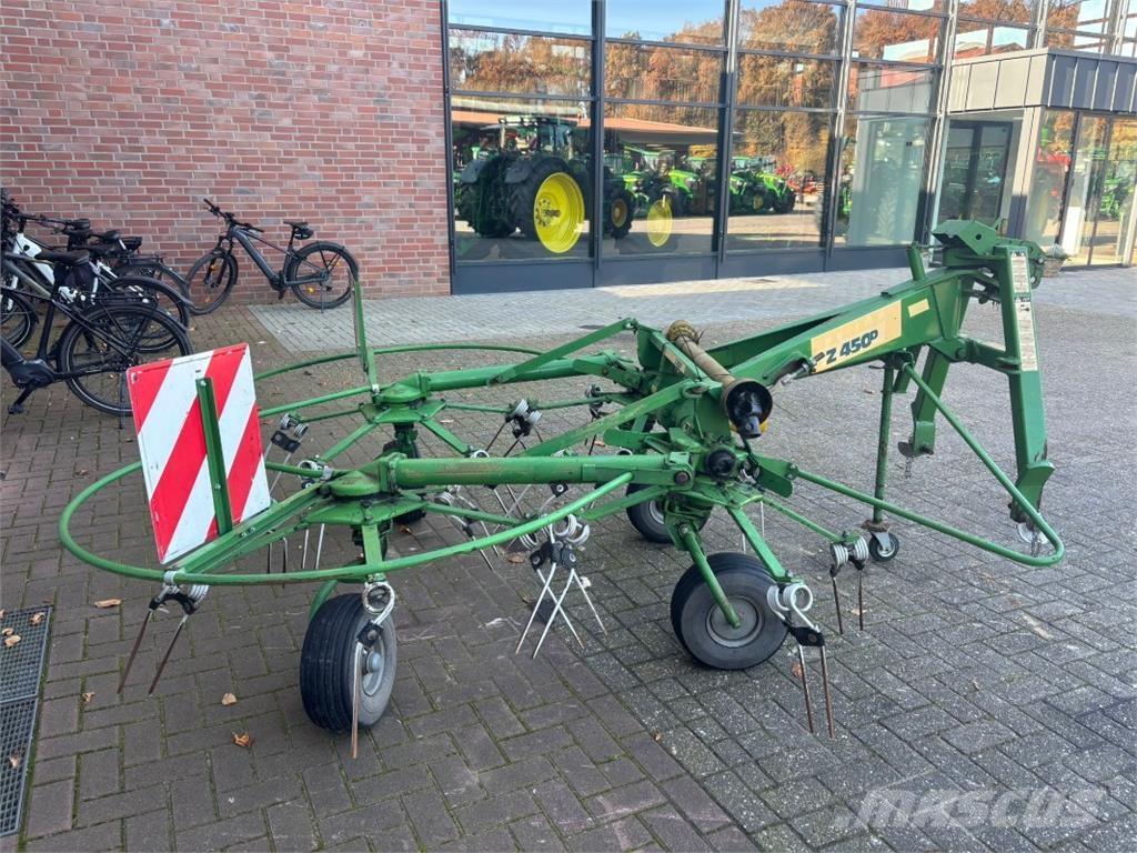 Stoll Z450 Граблі і сінозворушувачі