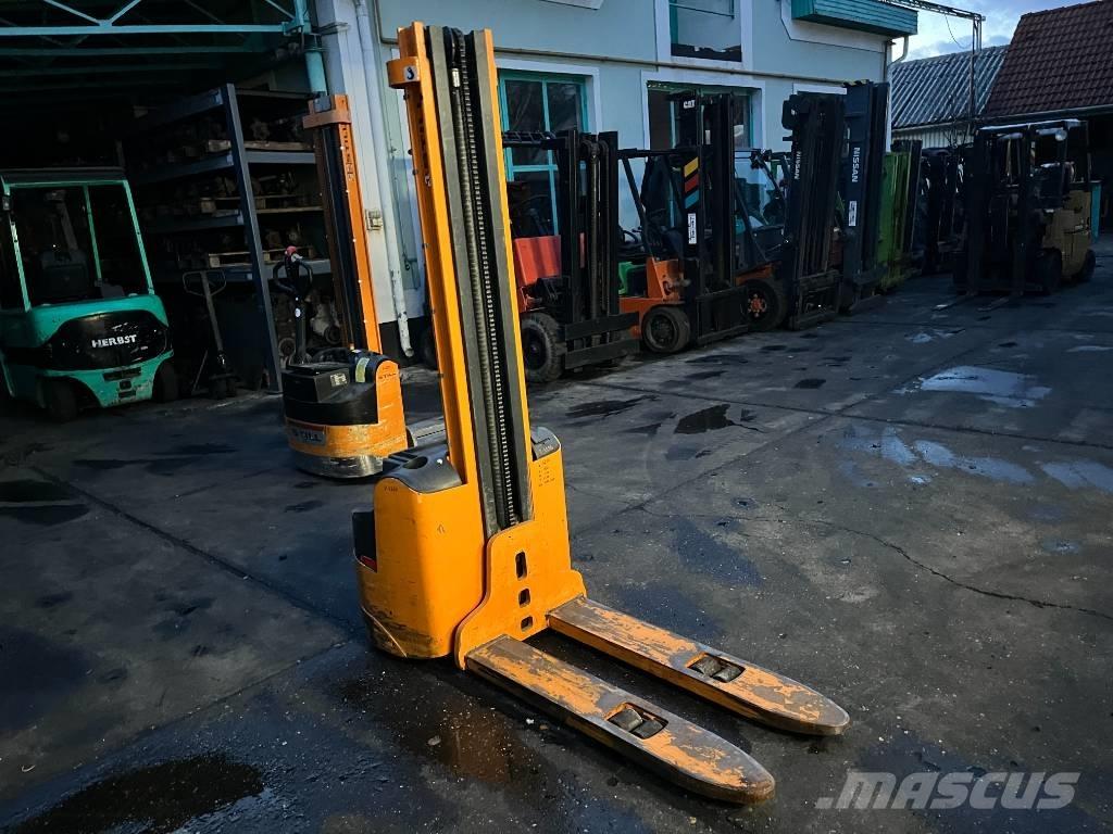 Still EGV12   V-4250 Самохідні електроштабелери