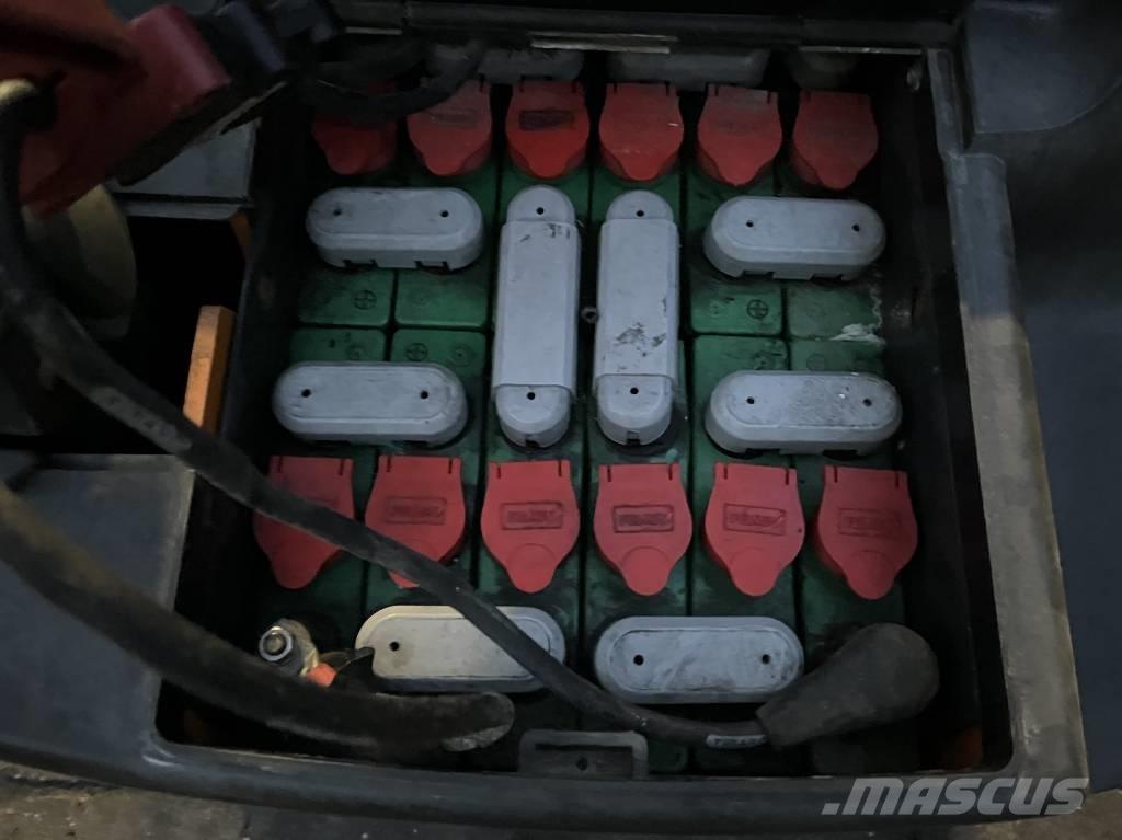 Still EGV12   V-4250 Самохідні електроштабелери