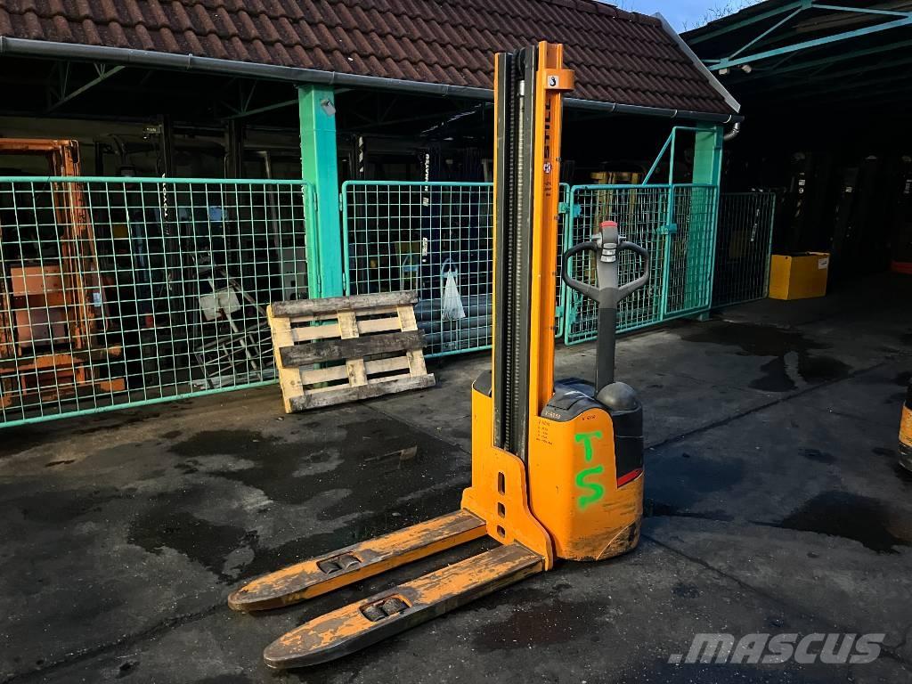 Still EGV12   V-4250 Самохідні електроштабелери