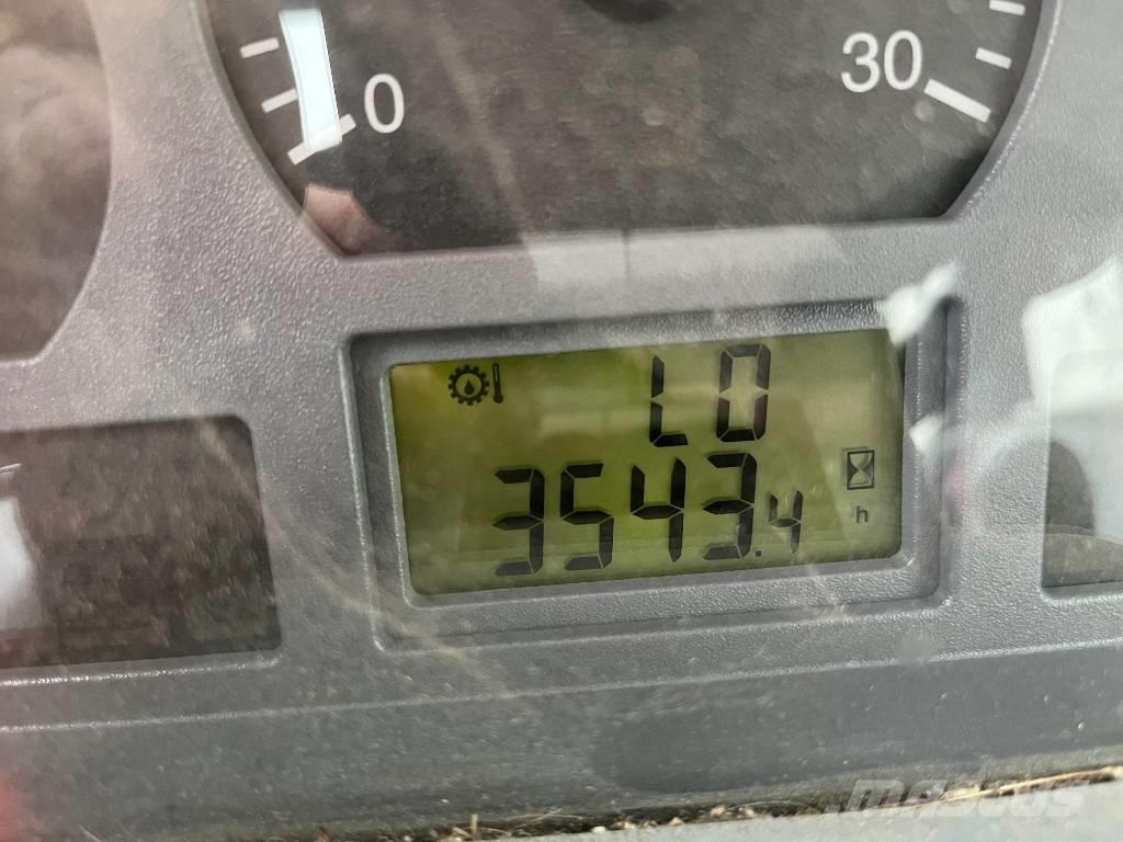 Valtra Valmet A85-4 Трактори