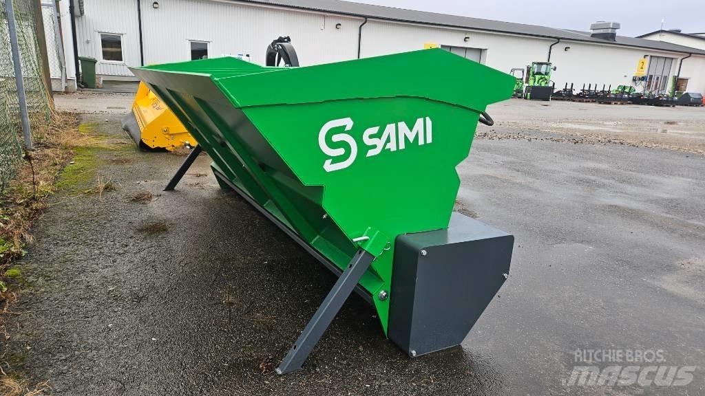 Sami SL 2300 Розсіювачі солі та піску