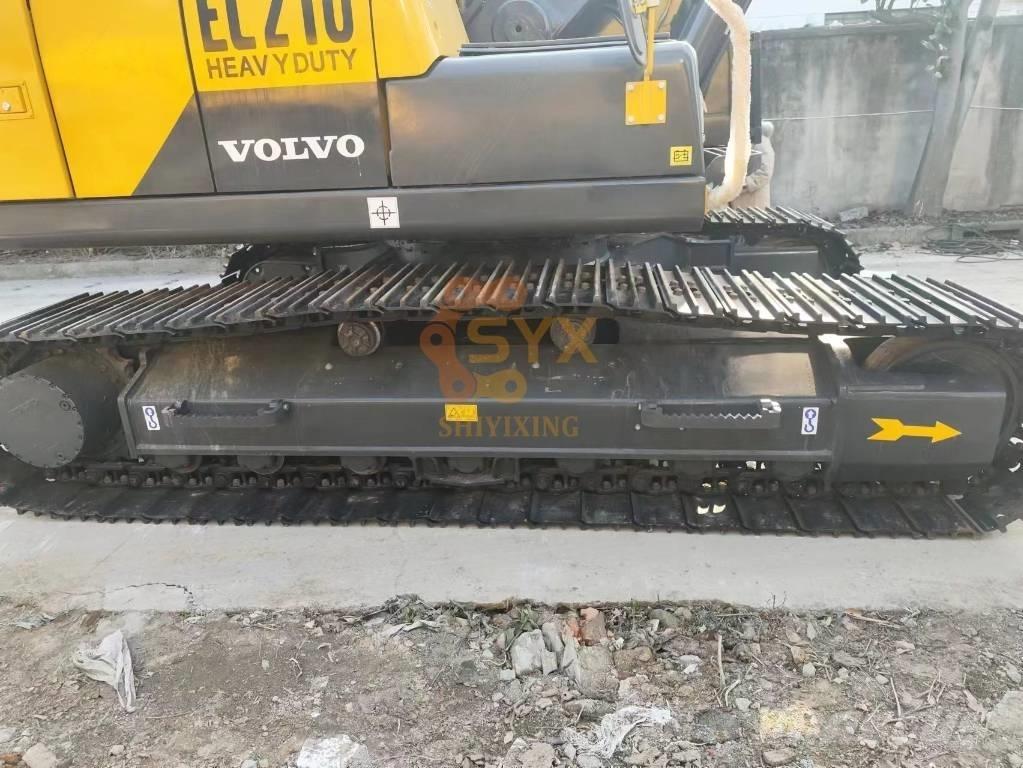 Volvo EC 210 D Гусеничні екскаватори
