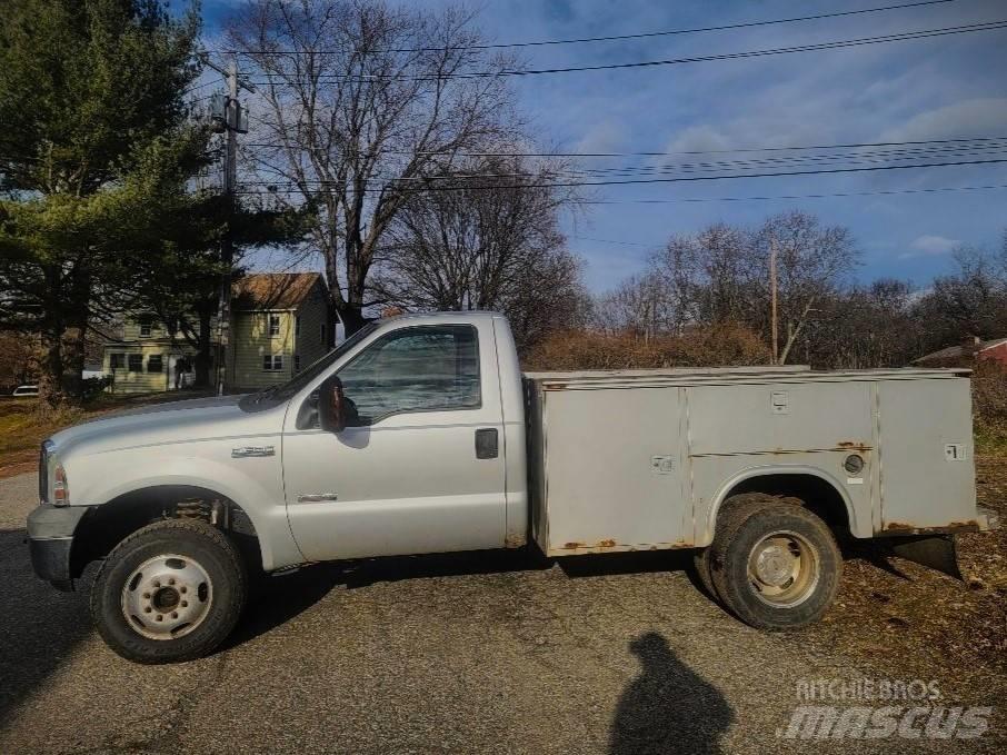 Ford F 350 XLT Пікапи / Бічне розвантаження