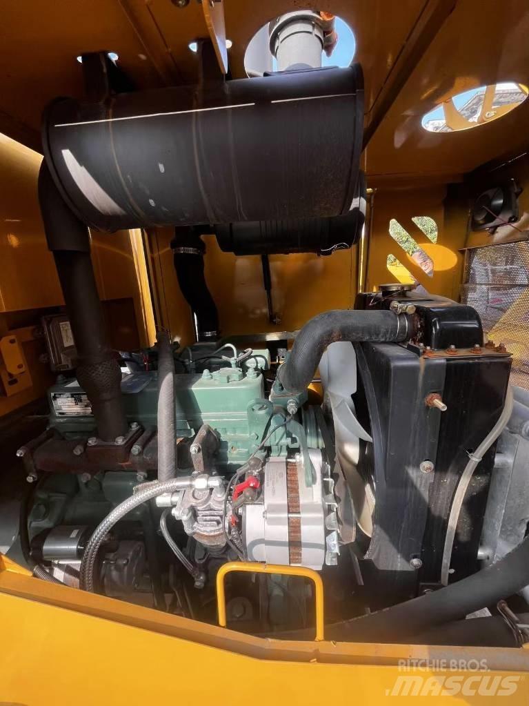 LiuGong 926 F Малі навантажувачі