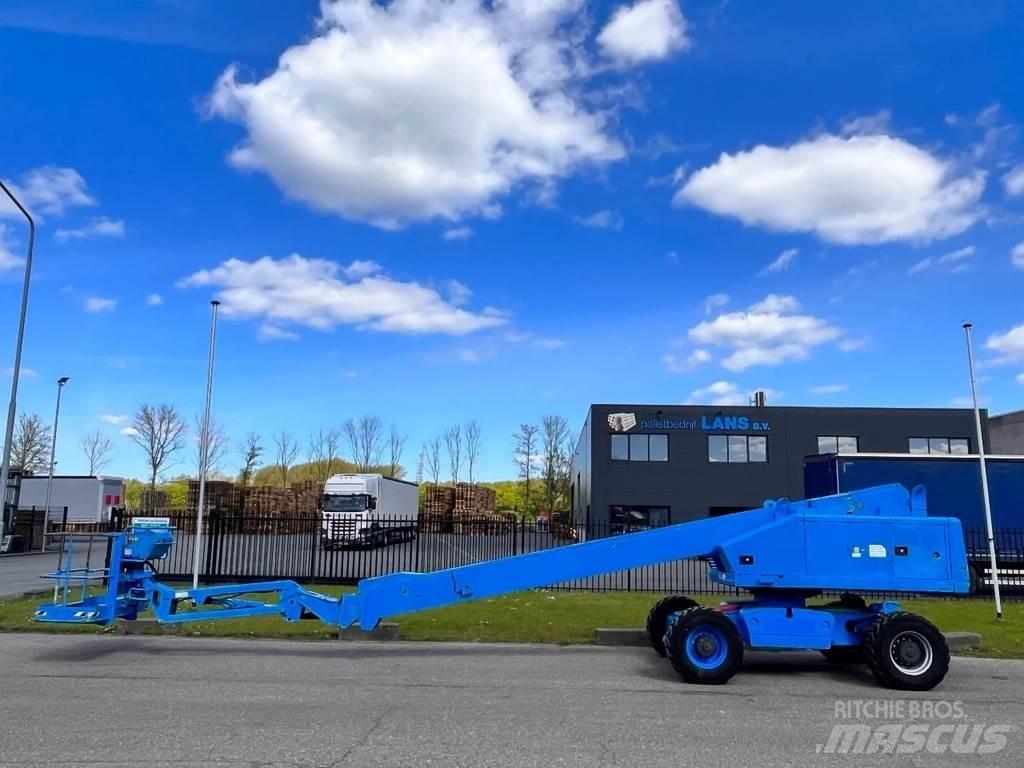 Aichi SP21AJ Телескопічні підйомники