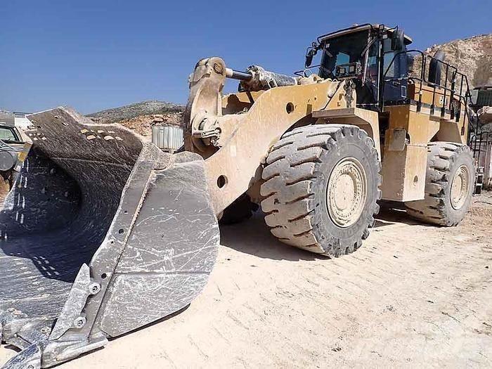 CAT 988K Фронтальні навантажувачі