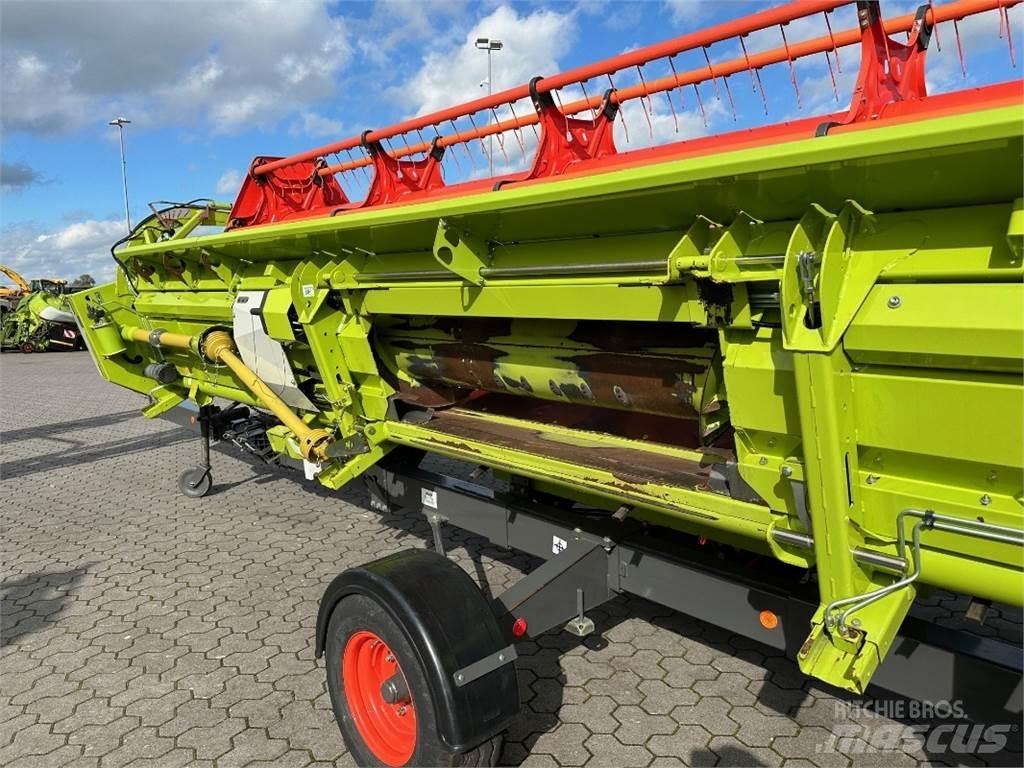 CLAAS Lexion 6800 Зернозбиральні комбайни