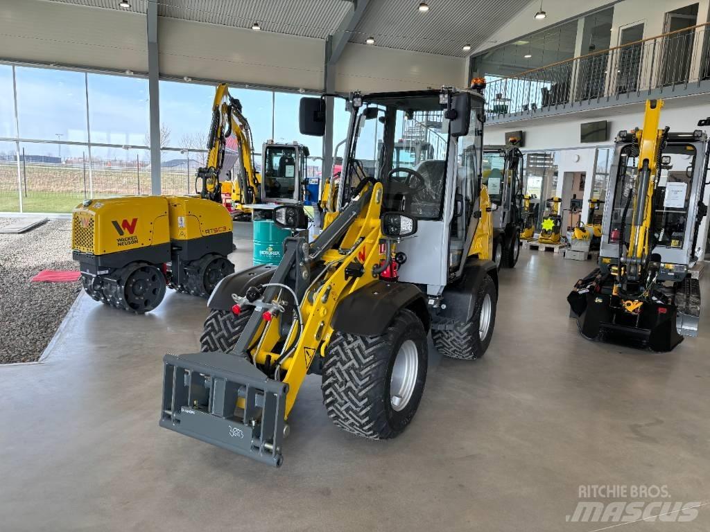Wacker Neuson WL 28 Фронтальні навантажувачі