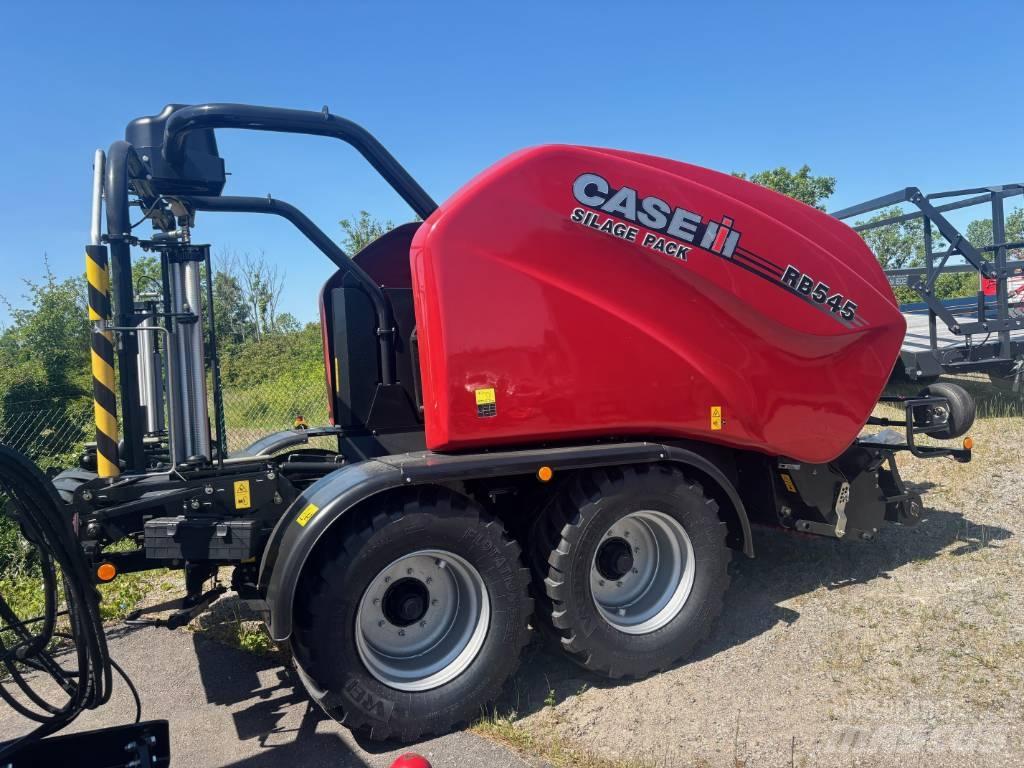 Case IH RB 545 Рулонні прес-підбирачі
