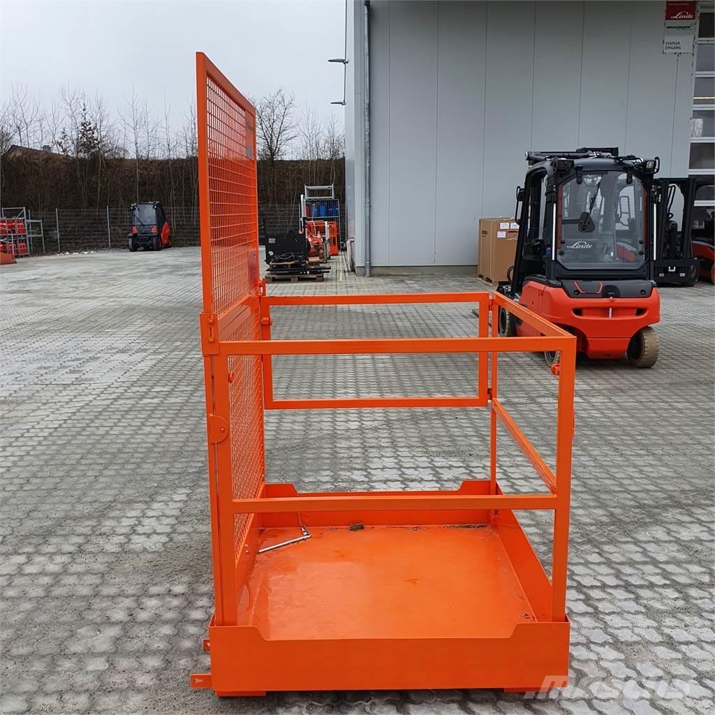 Eichinger 107.3 Вишки-причепи