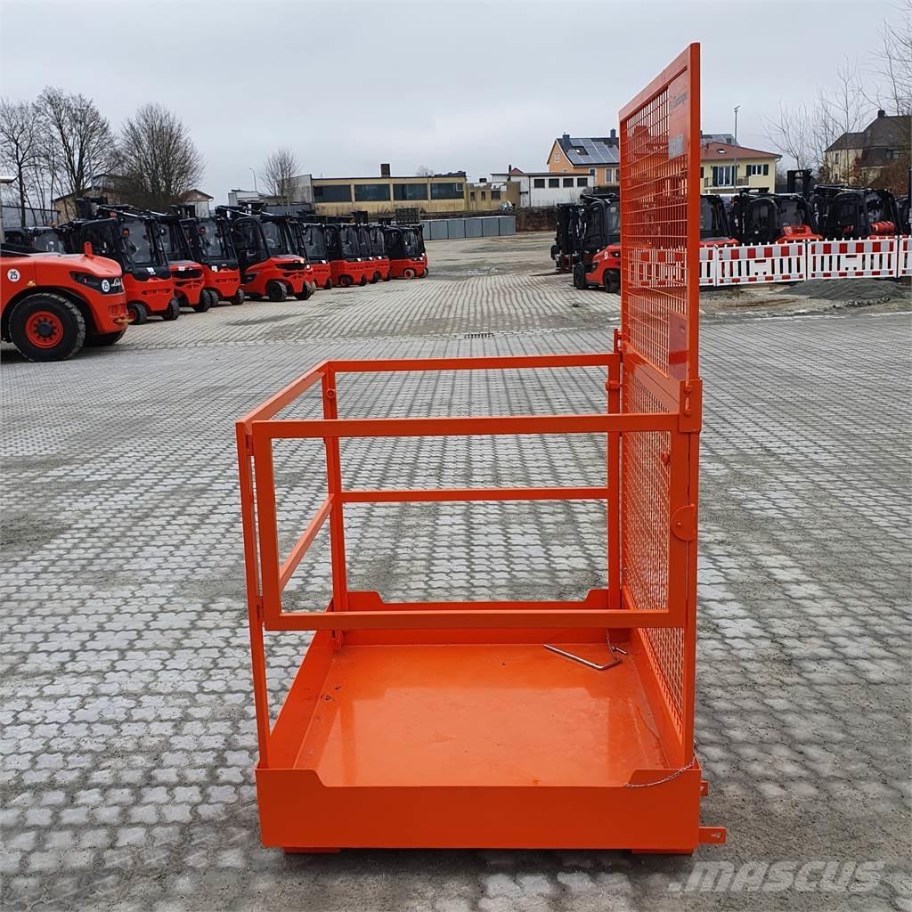 Eichinger 107.3 Вишки-причепи