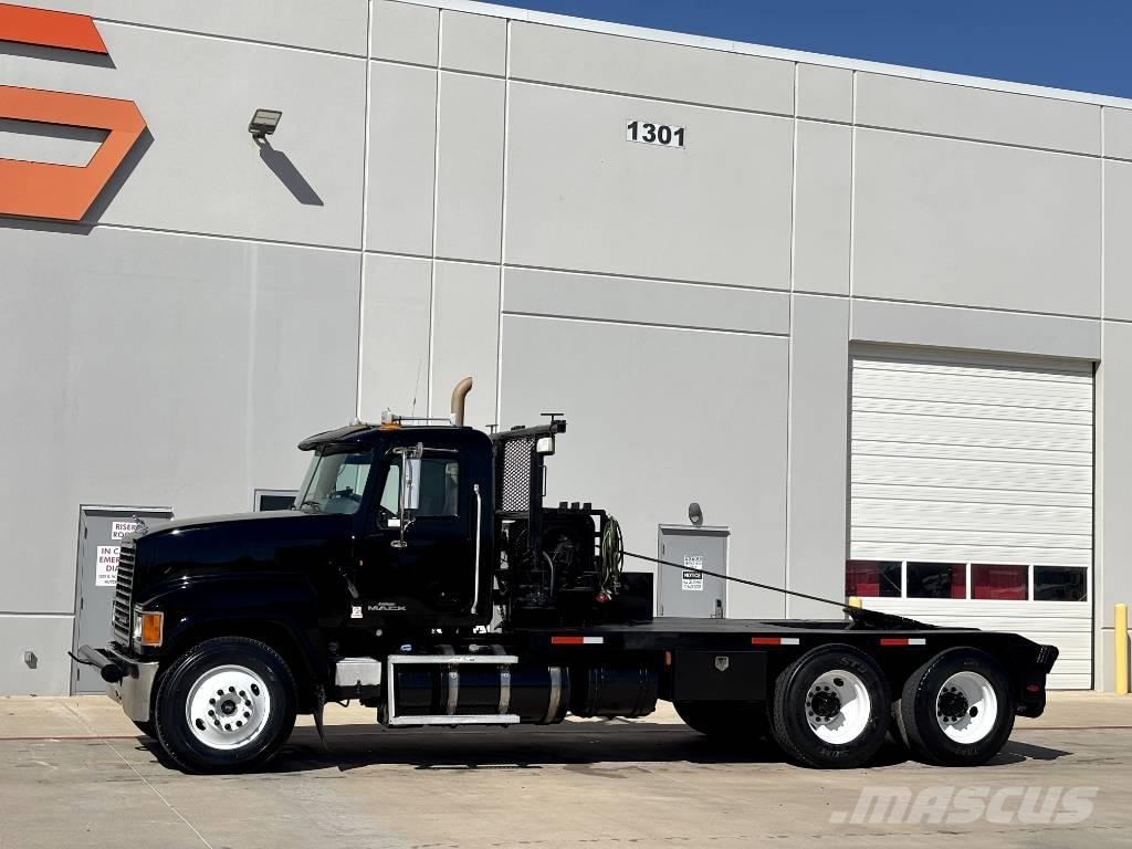 Mack CHU 613 Евакуатори