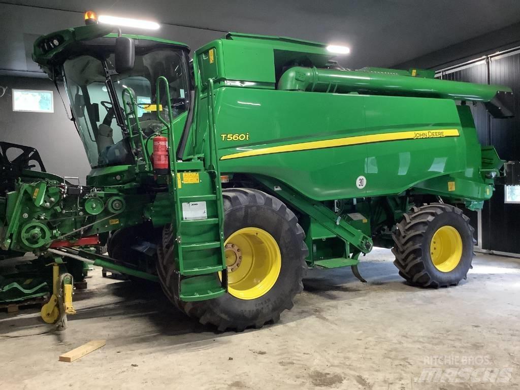 John Deere T 560 i Зернозбиральні комбайни