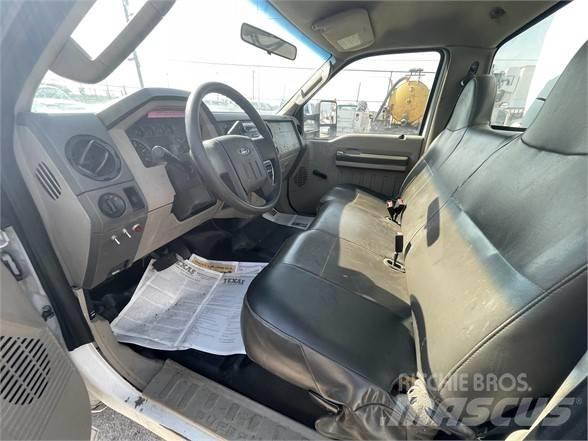 Ford F350 SD Будтехніка - Інші