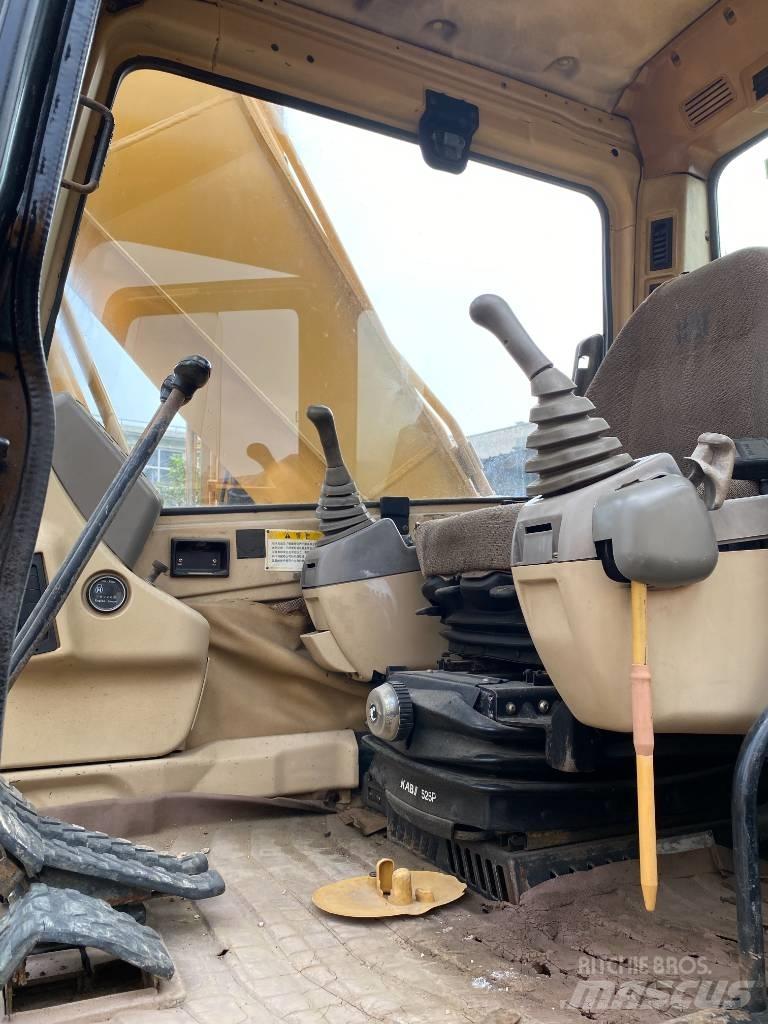 CAT 325 B L Гусеничні екскаватори