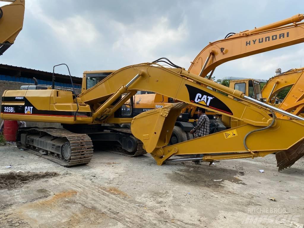CAT 325 B L Гусеничні екскаватори