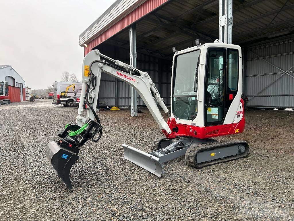 Takeuchi TB320 Міні-екскаватори < 7т