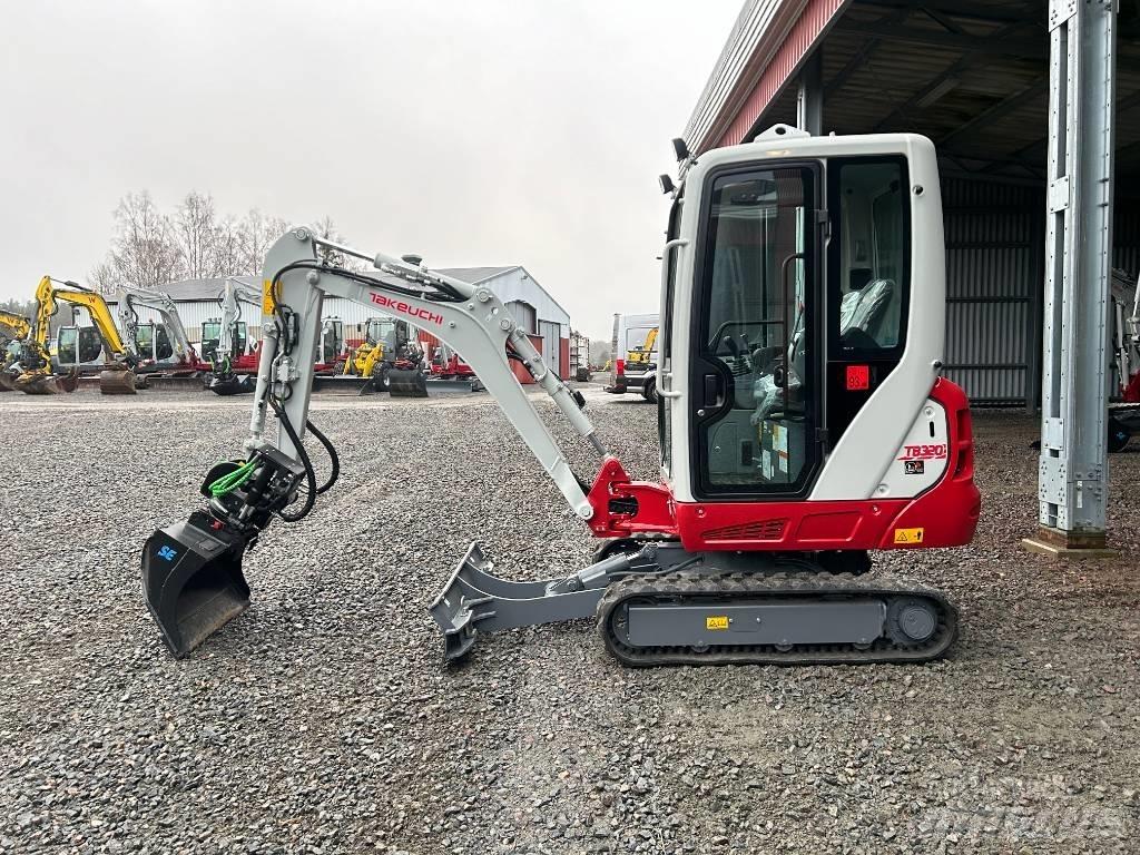 Takeuchi TB320 Міні-екскаватори < 7т