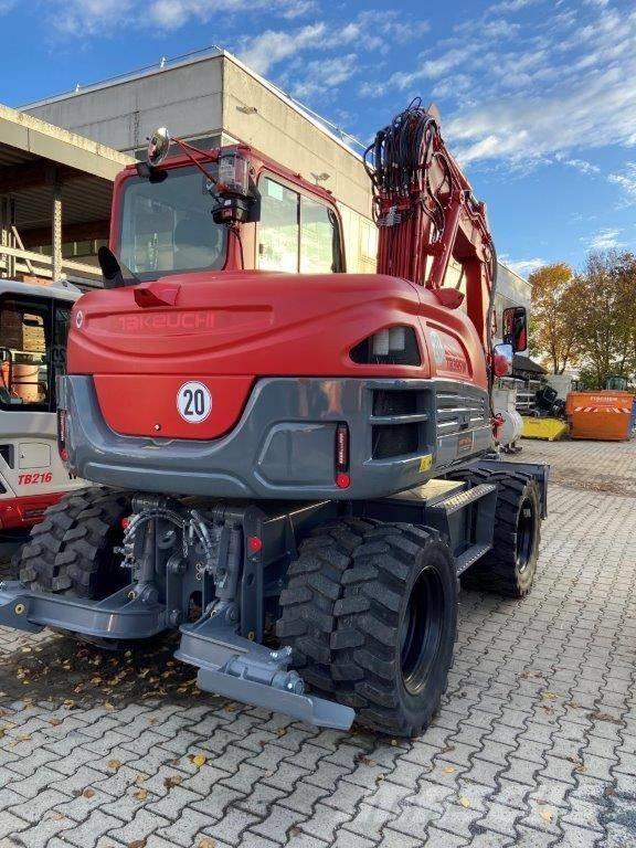 Takeuchi TB 395 W Колісні екскаватори