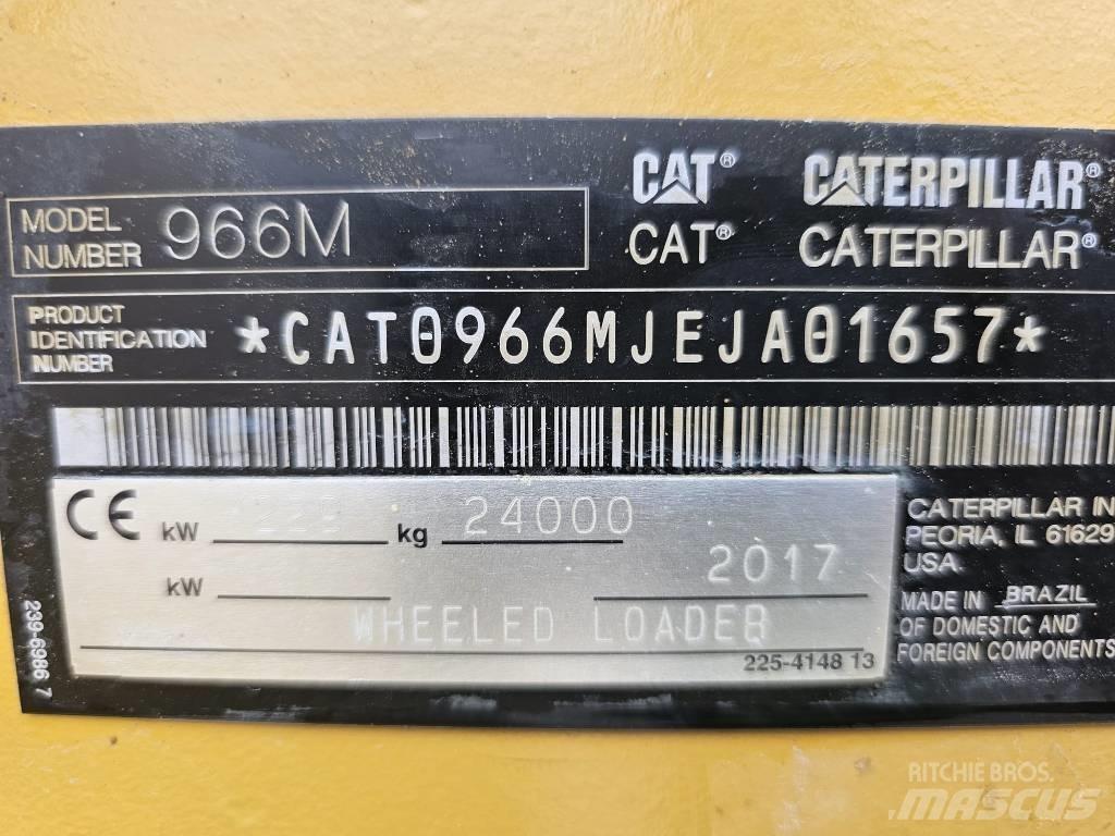 CAT 966 M Фронтальні навантажувачі