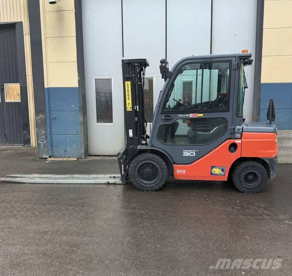 Toyota truck 8FD30F Дизельні навантажувачі