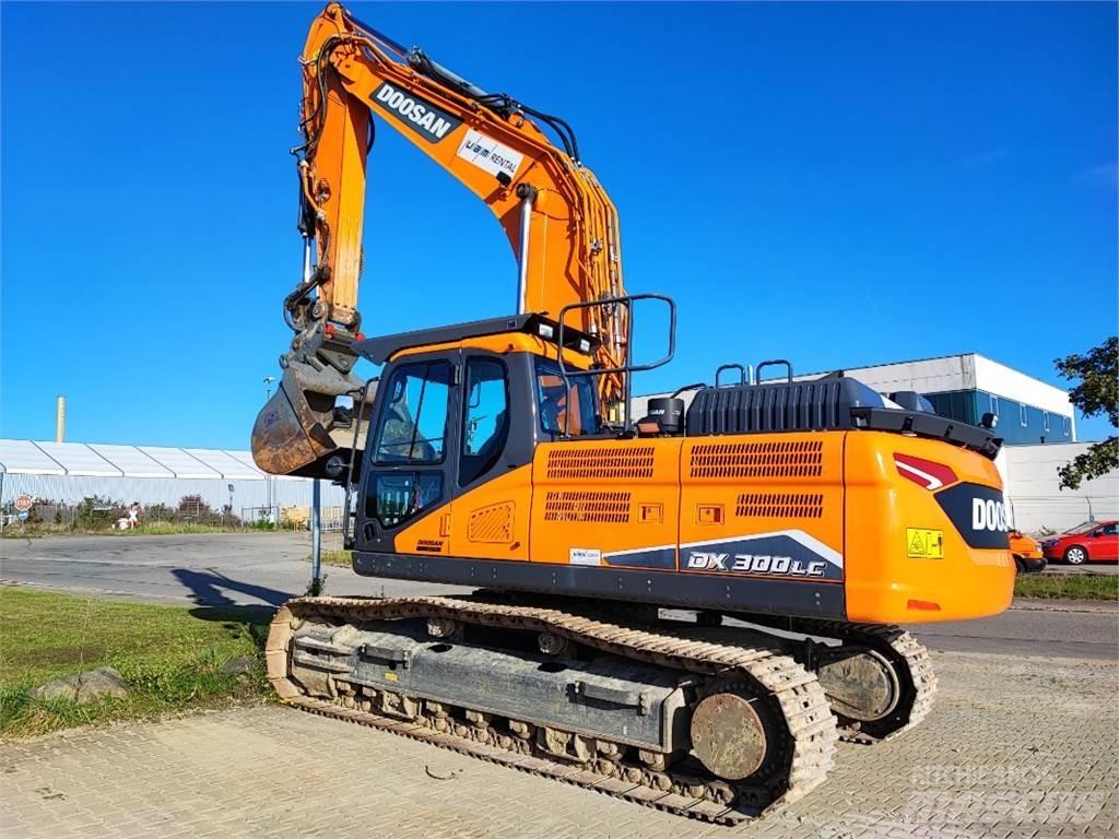 Doosan DX300LC-7 Гусеничні екскаватори