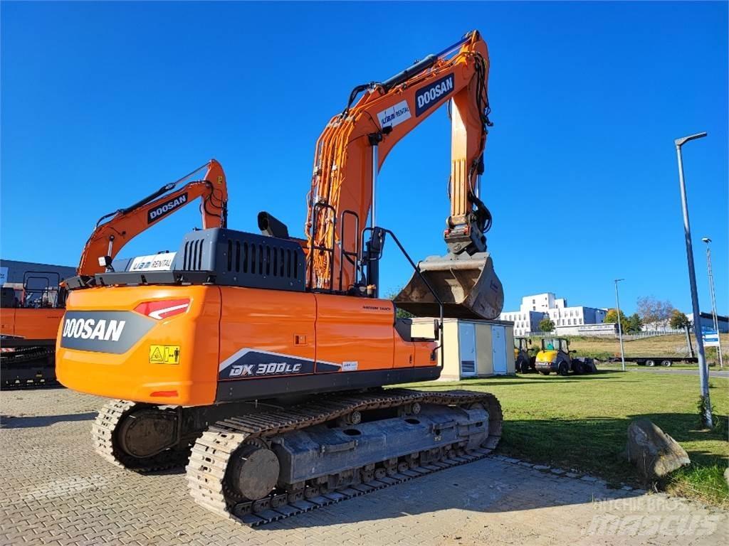 Doosan DX300LC-7 Гусеничні екскаватори