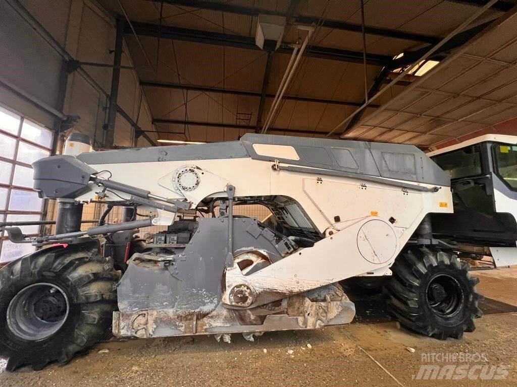 Wirtgen WR240i Інше