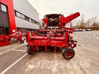Agrifac LightTraxx Бурякозбиральні комбайни