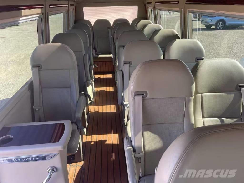 Toyota Coaster Міжміські автобуси