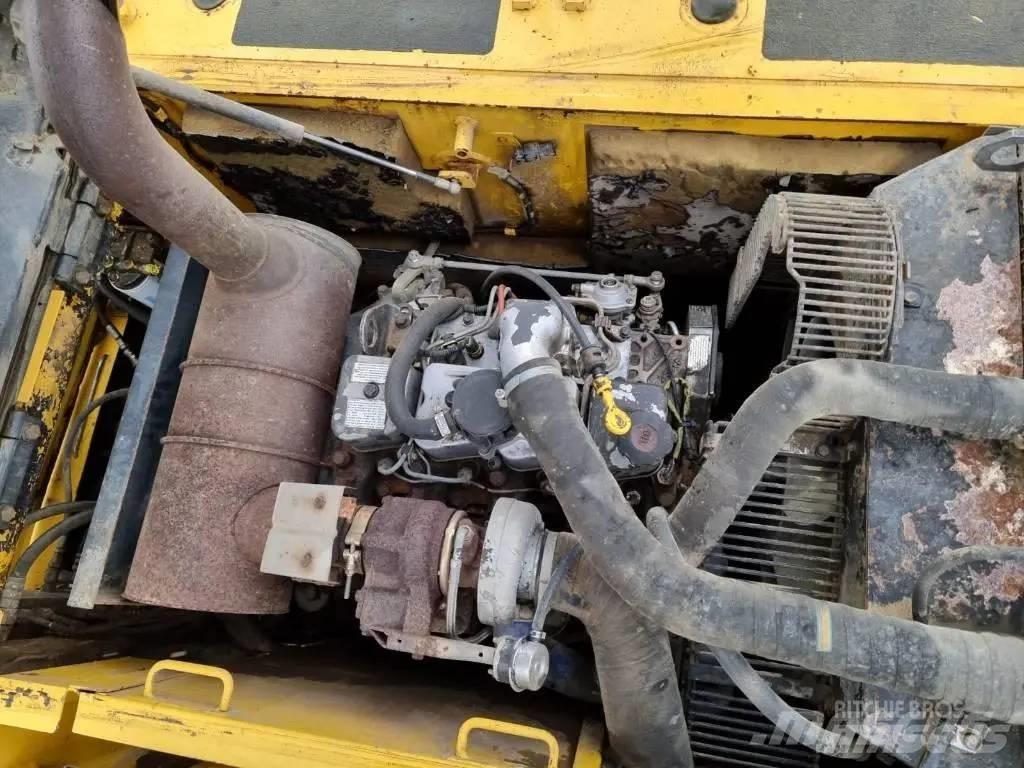 Komatsu PW 160-7 Колісні екскаватори