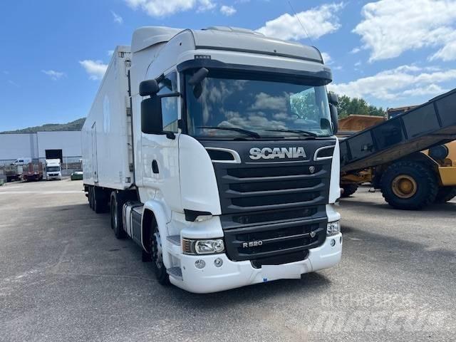 Scania R 520 Тягачі