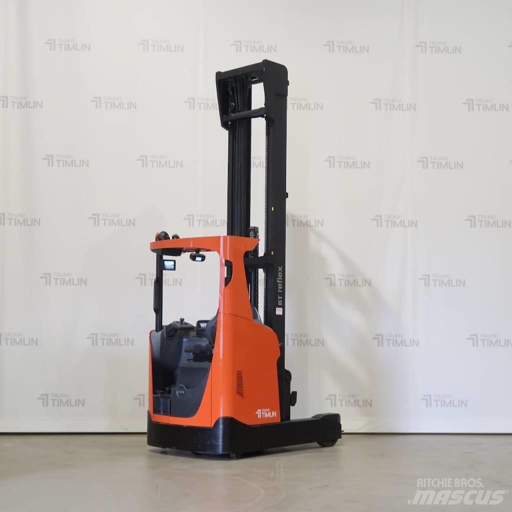 Toyota RRE200HC Річ-трак із високим підйомом