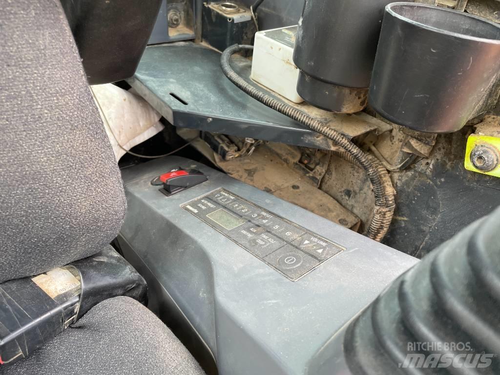 Komatsu PC 138 Гусеничні екскаватори