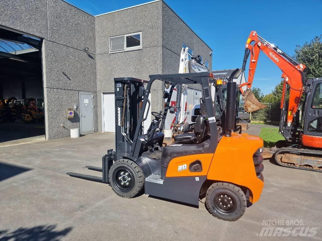 Doosan d30nxp Дизельні навантажувачі