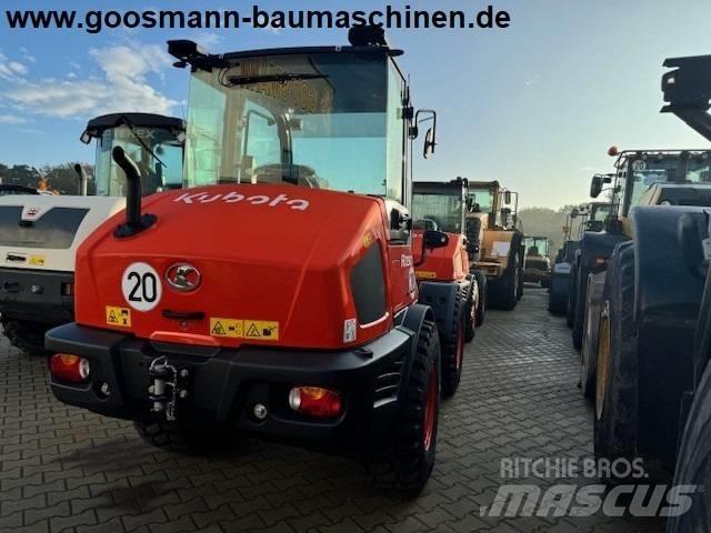 Kubota R 090 Фронтальні навантажувачі