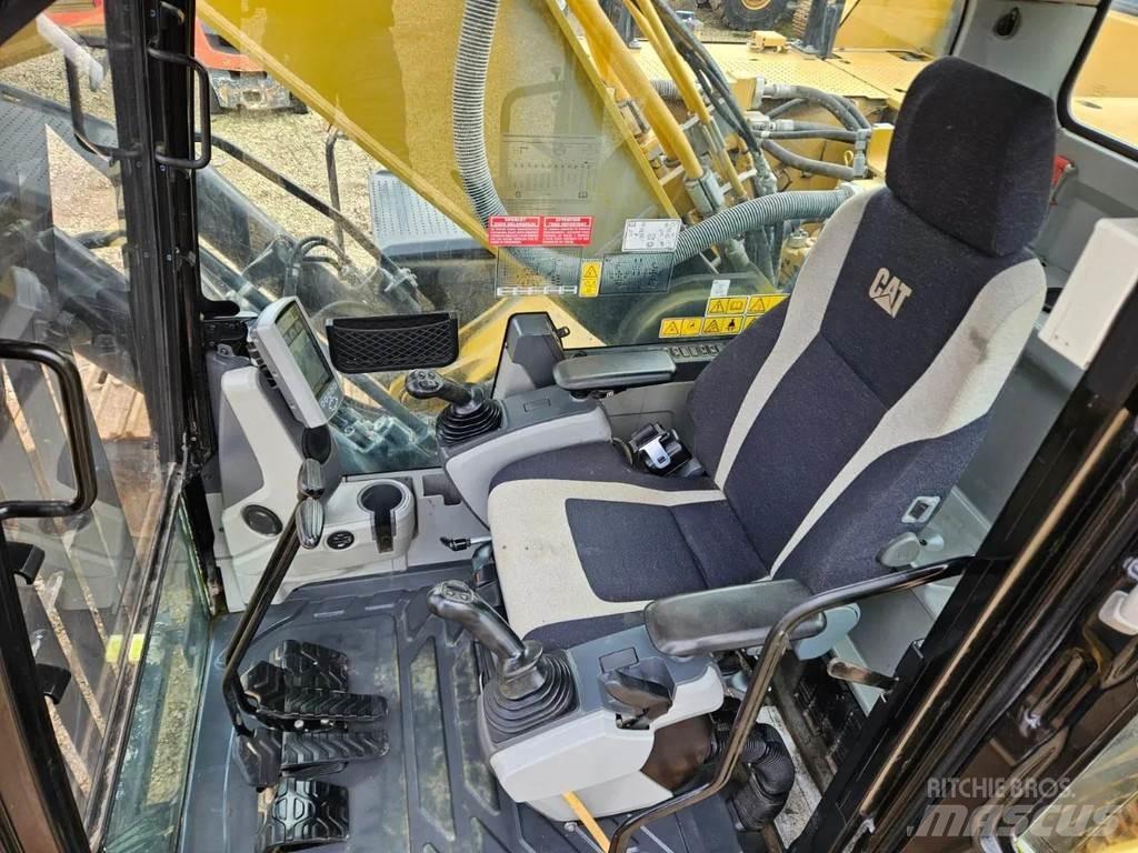 CAT 336EL Гусеничні екскаватори