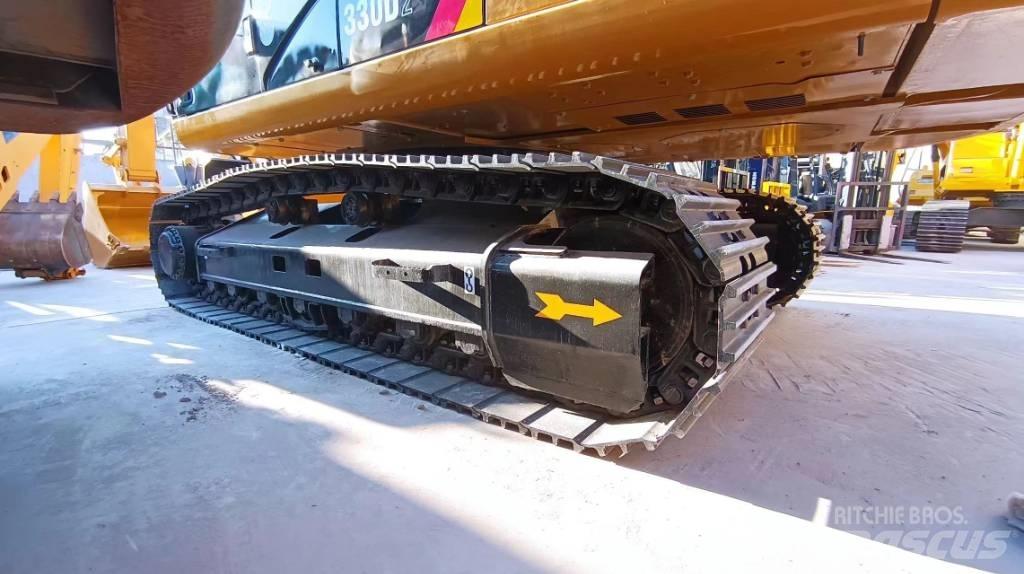 CAT 330D2L Гусеничні екскаватори