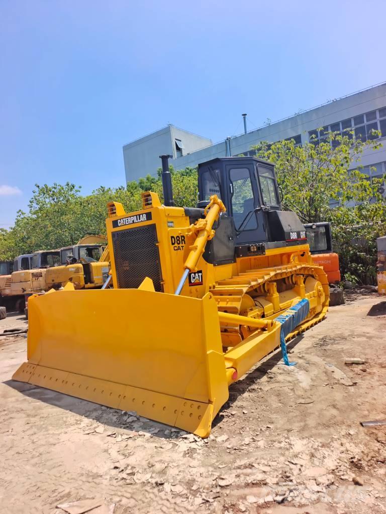 CAT D 8 R Гусеничні бульдозери