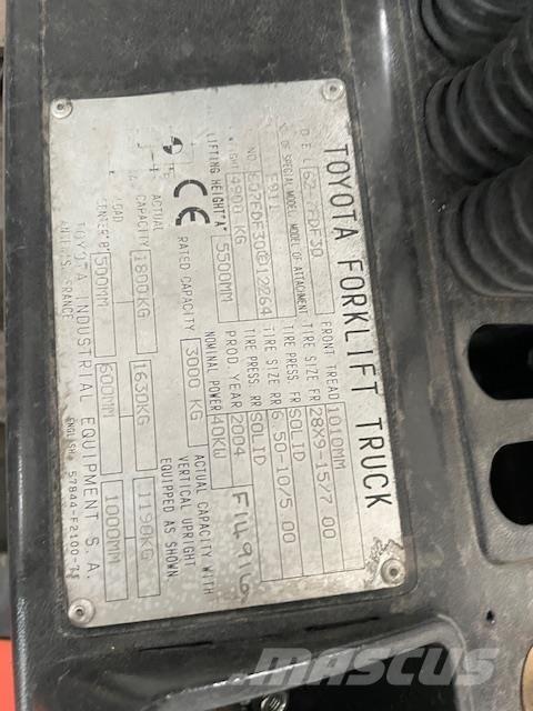 Toyota 62-7FDF30 Дизельні навантажувачі