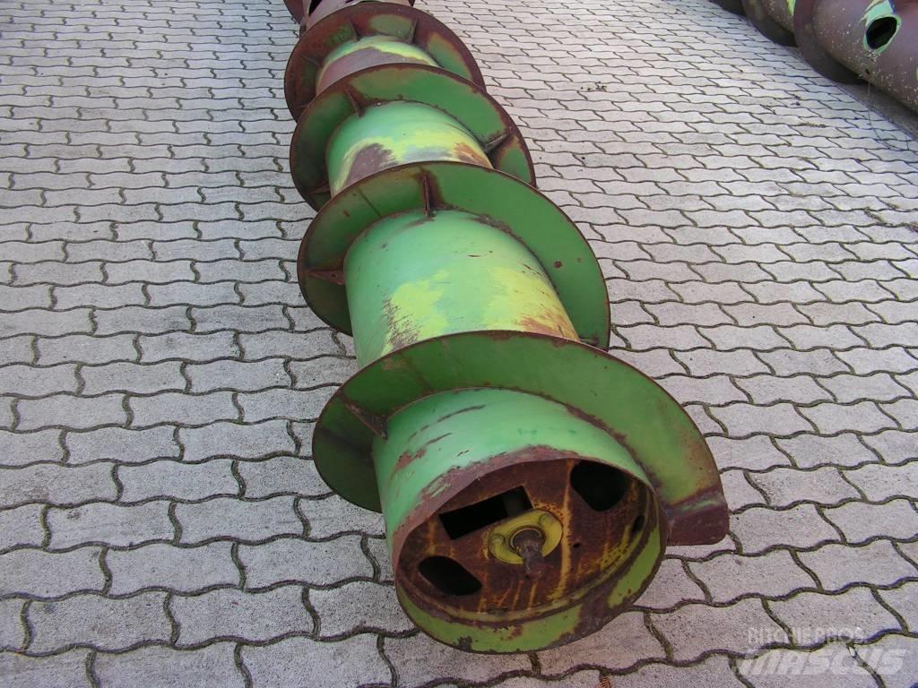 John Deere 818 Жатки