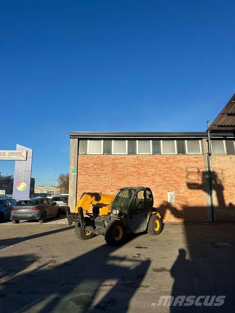 Dieci Apollo 25.6 Телескопічні навантажувачі