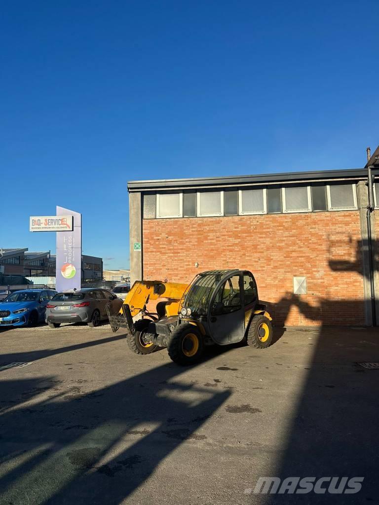 Dieci Apollo 25.6 Телескопічні навантажувачі